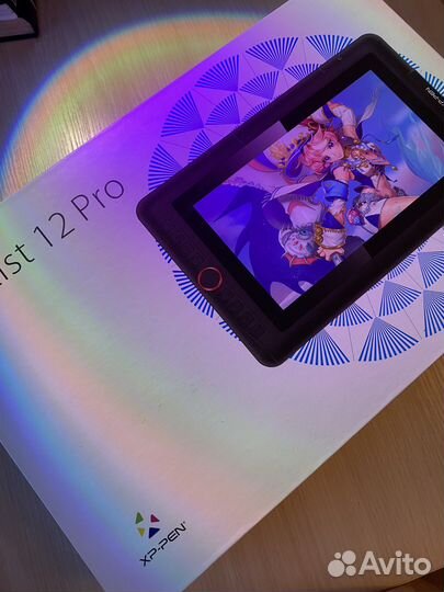 Графический планшет с экраном