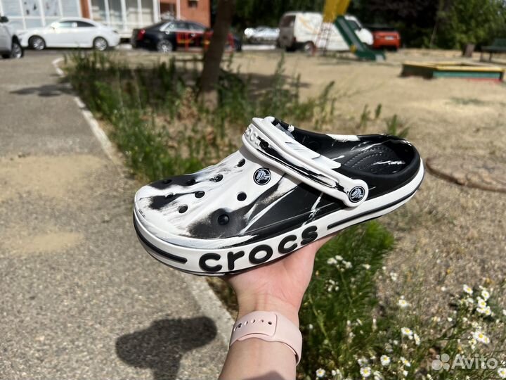 Crocs