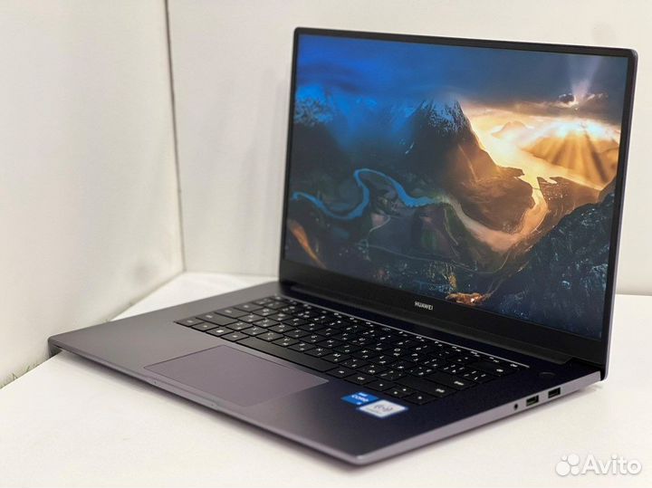 Ультрабук Huawei. Как новый