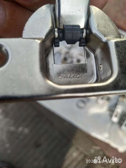 Петли мебельные