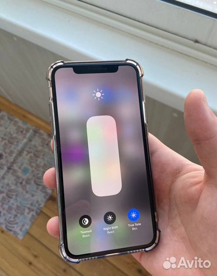 iPhone X, 64 ГБ