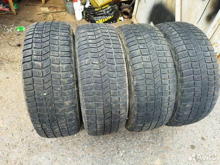 Michelin 4X4 A/T 255/65 R16