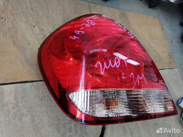 Стоп-сигнал задний левый Nissan Bluebird Sylphy