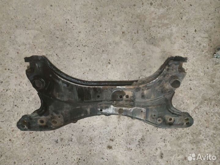 Подрамник Geely GC6/ Джили GC6 2014г. двигатель 1