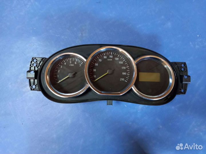 Щиток приборов renault logan 2