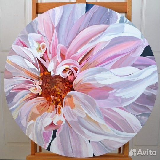 Круглая большая картина