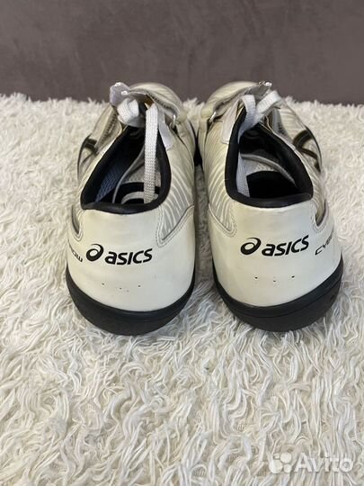 Обувь для метания