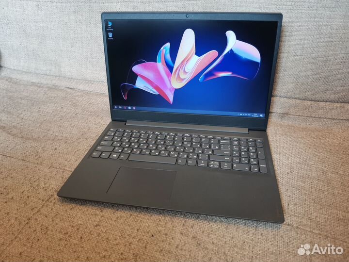 Lenovo V15, i5(10Gen), 12Gb, Full HD