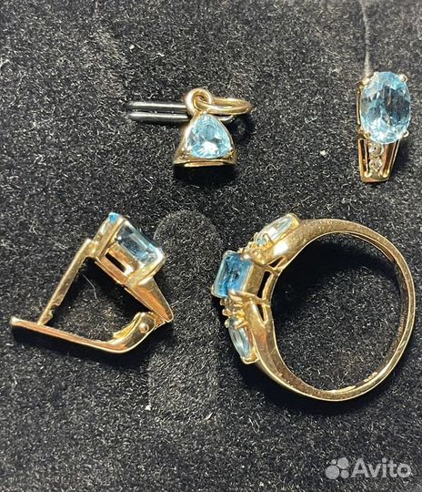 Золотое кольцо, серьги, подвеска с топазами