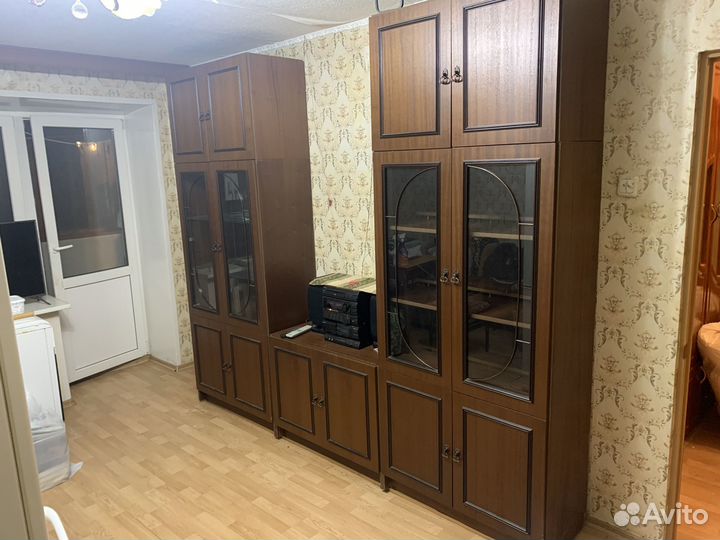 Стенка в гостиную бу