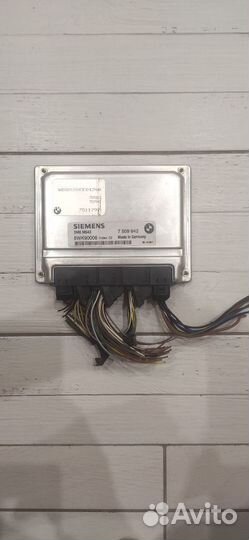 Блок управления двигателем BMW 5 E39