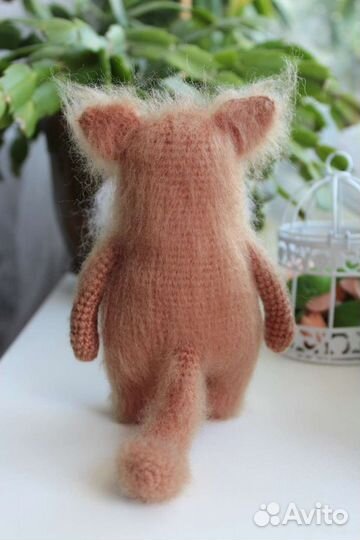 Вязаный кот