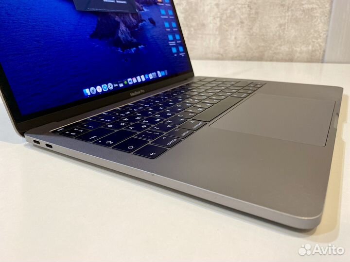 Apple MacBook Pro 13 (A1708) 2017 8/256