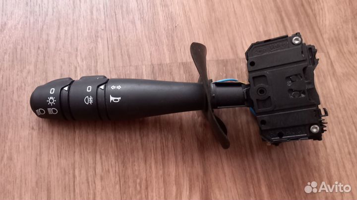 Подрулевой переключатель левый renault