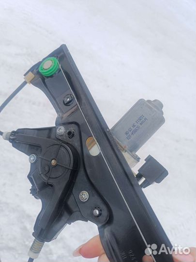 Электроподъемник Ford Focus 3