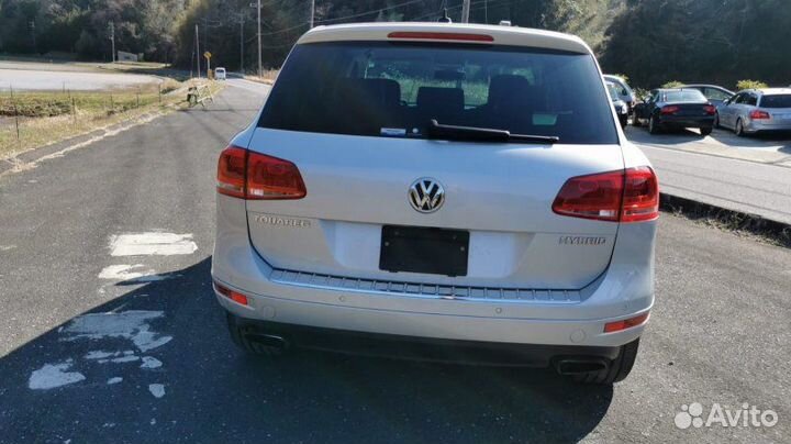 Авто на разбор Volkswagen Touareg 7P cgea 2011