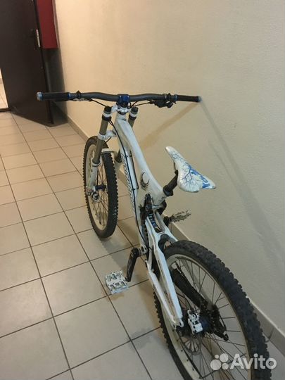 Велосипед Santa Сruz v 10 Santacruz V-10