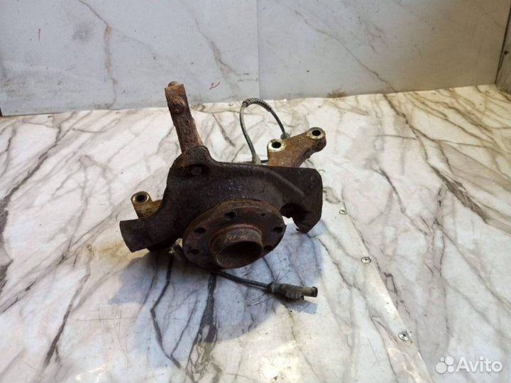 Кулак правый Fiat Punto 199 350 A1.000 2006