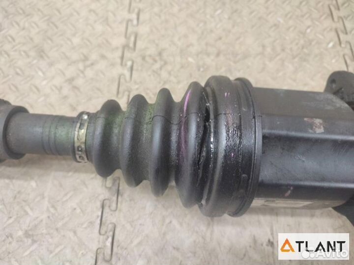 Привод передний правый toyota voxy