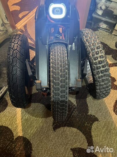 Моноколесо inmotion v14