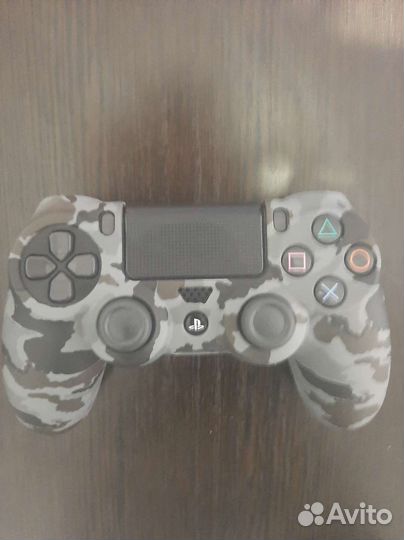 Sony playstation 4 pro 1tb 2 джойстика + игра
