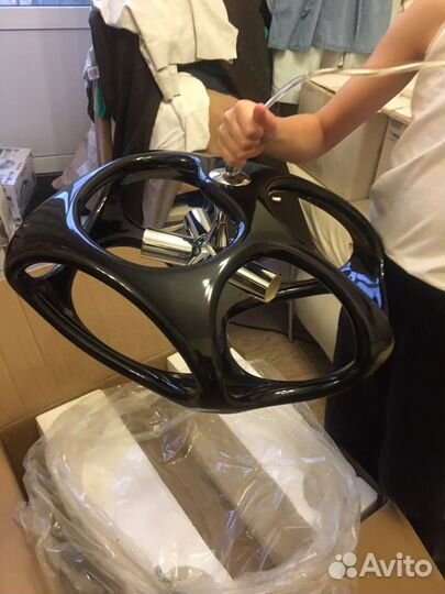 Люстра на 5 лампочек и 2 бра новый комплект