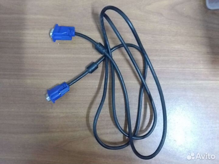 Кабель VGA