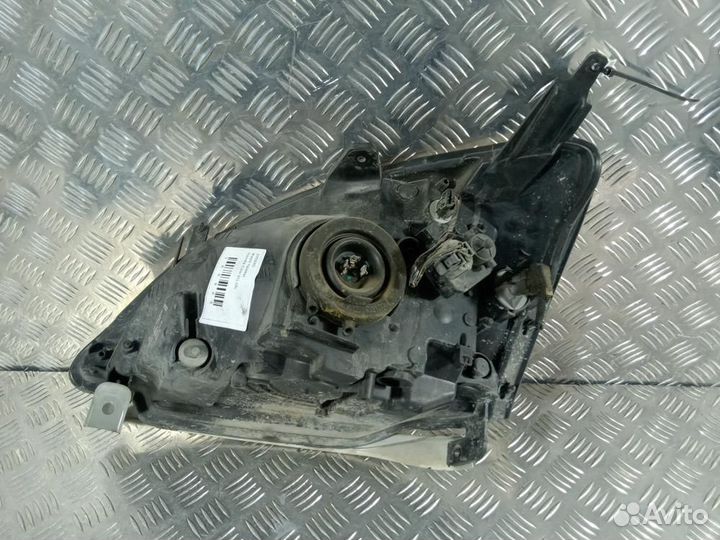 Фара Honda Civic (2001-2005)