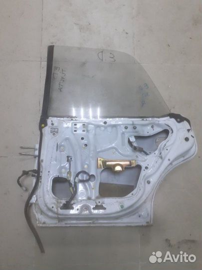 Дверь задняя правая Toyota Carina Ed ST180