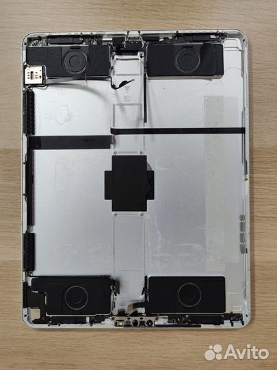 iPad Pro 12.9 2018 на запчасти (A1652)