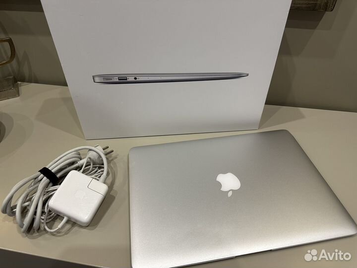 Apple MacBook Air 13