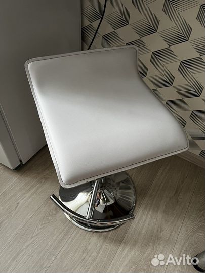 Стул барный