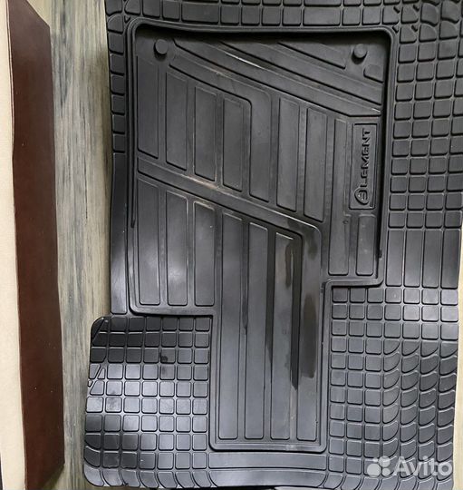 Автомобильные коврики