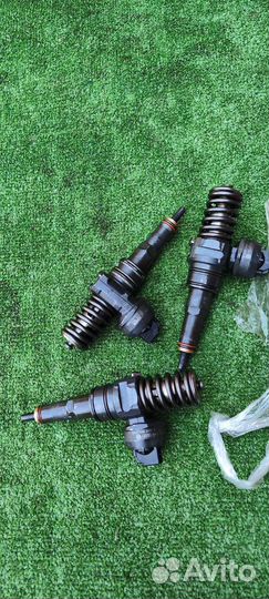 Насос форсунка Volkswagen touareg 2.5 TDI