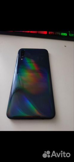 Samsung Galaxy A50, 4/64 ГБ