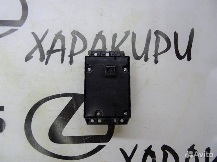 Блок управления мультимедиа Lexus Rx300 2019