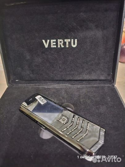 Телефон vertu