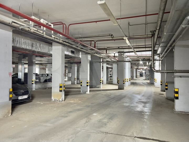 Машиноместо, 18 м²