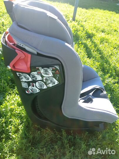 Автокресло chicco oasys 1