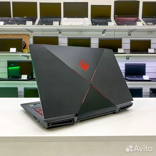 Игровой ноутбук HP 17