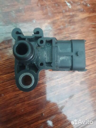 Датчик давления топлива Opel Astra