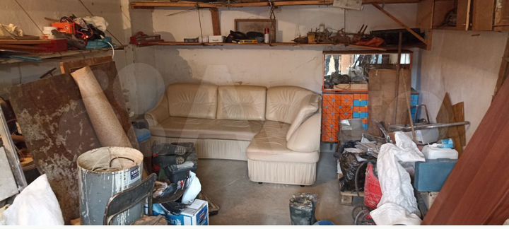 Гараж, > 30 м²