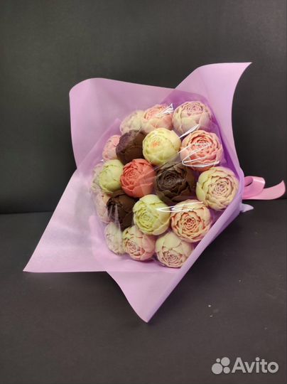 Букет 19 Пионов из Бельгийского Шоколада