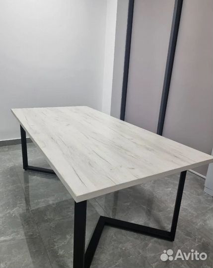 Офисная мебель лофт