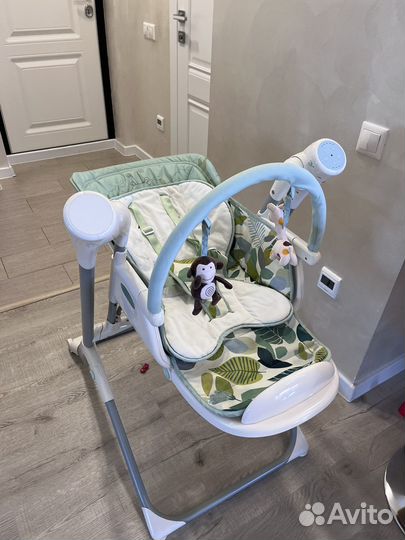 Стульчик для кормления, шезлонг, качель Nuovita