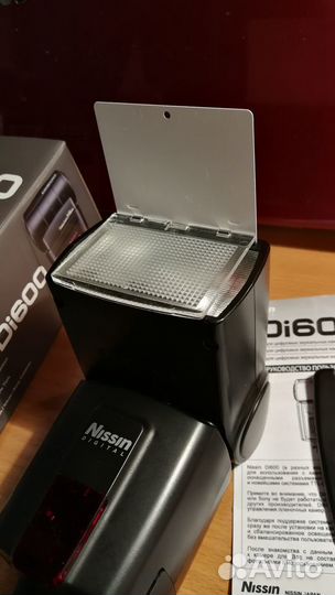 Вспышка Nissin Di-600 for Canon