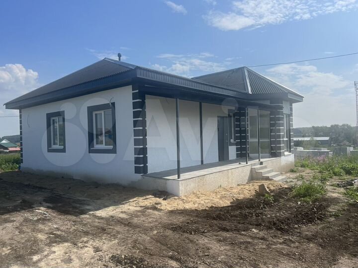 Коттедж 130 м² на участке 8 сот.