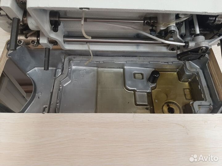Швейная машина typical GC 6716
