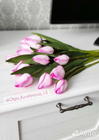 Тюльпаны ручной работы