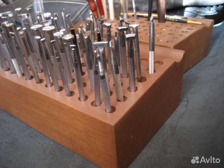 Подставка для ручного инструмента